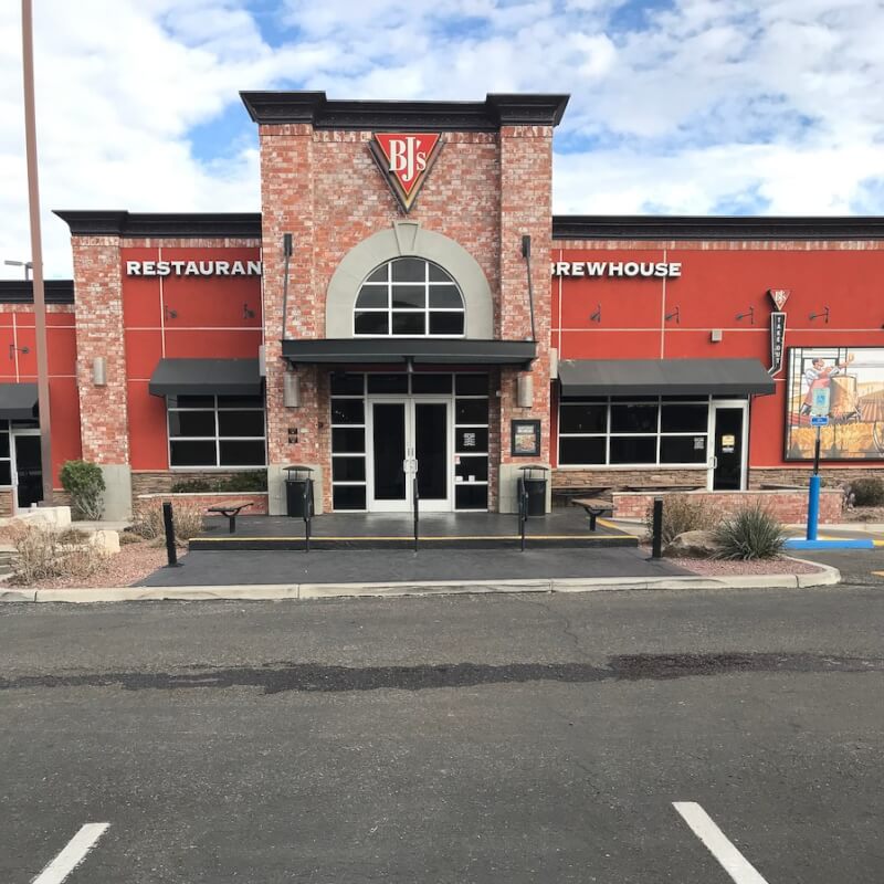 Pasta, Pizza & Handcrafted Burgers in Oracle, Tucson, AZ 85705